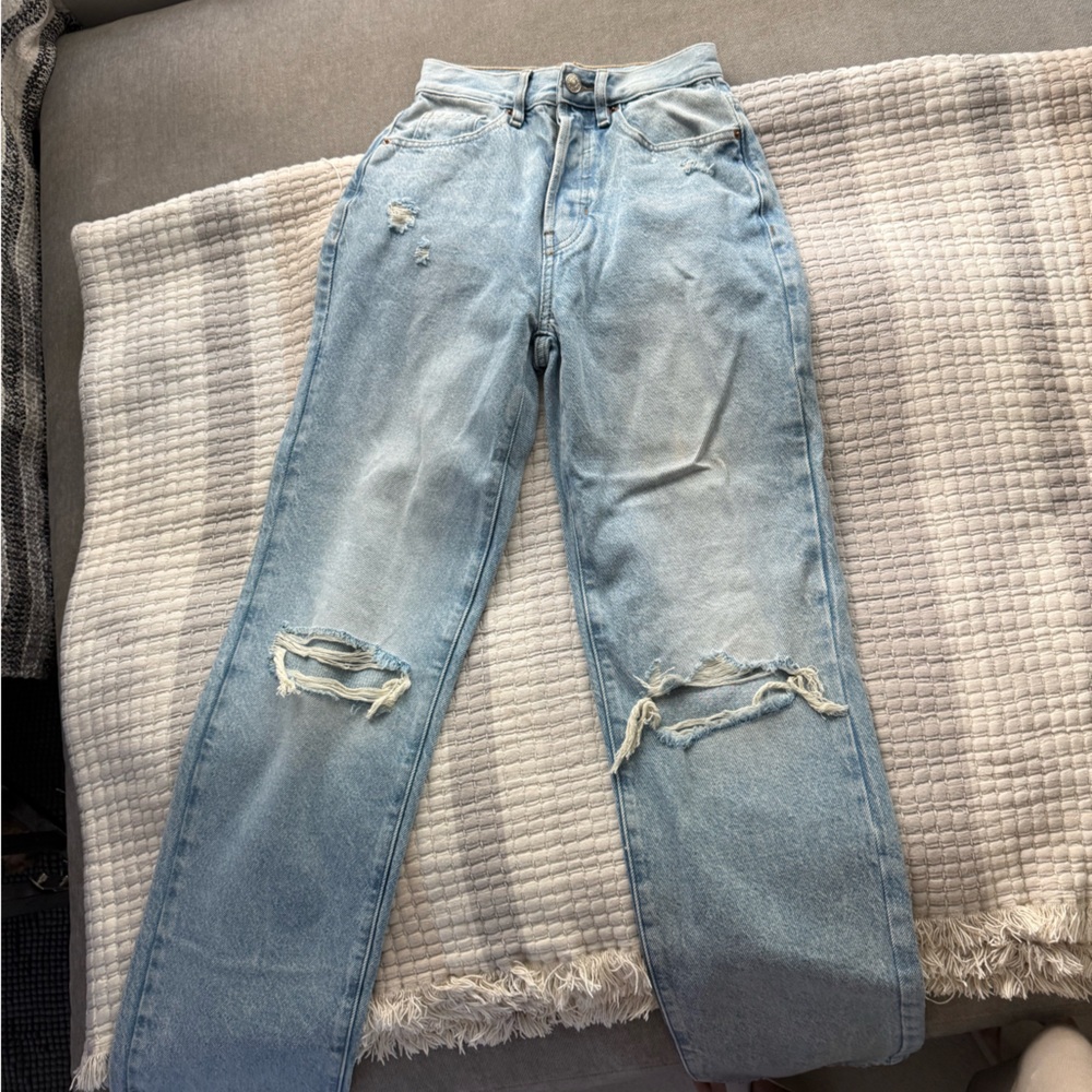PacSun Light Blue Ripped Boyfriend Jeans
